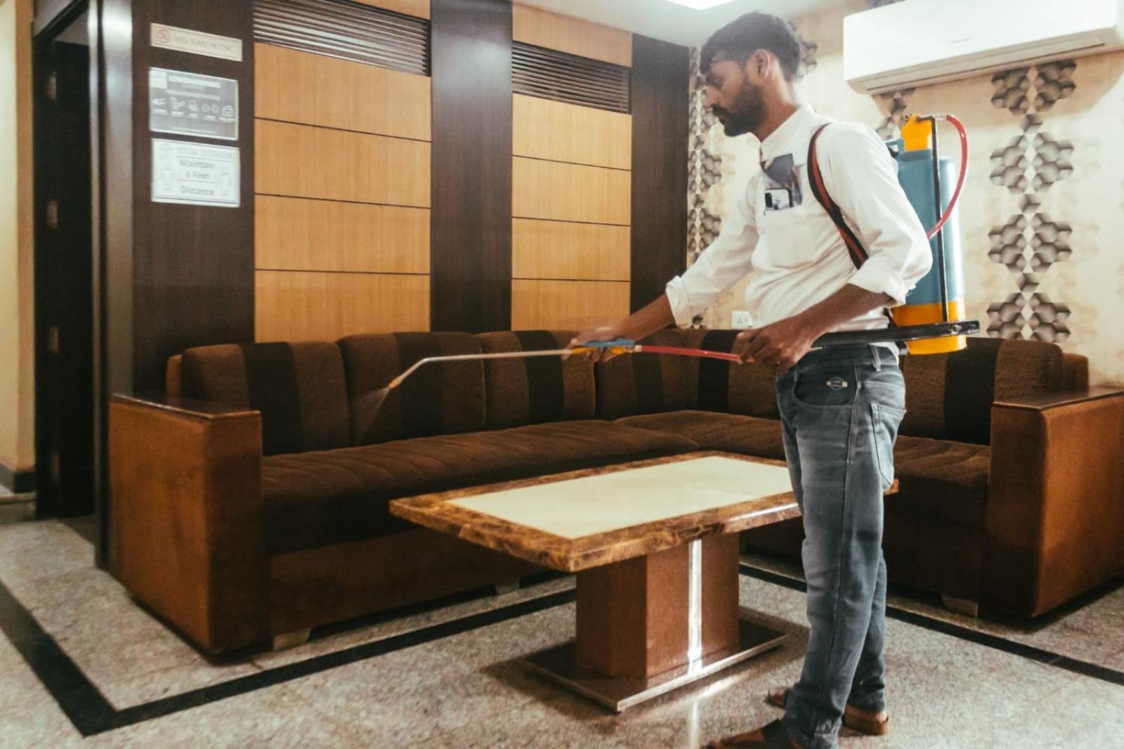 Hotel S L E Residency Váránaszi Kültér fotó